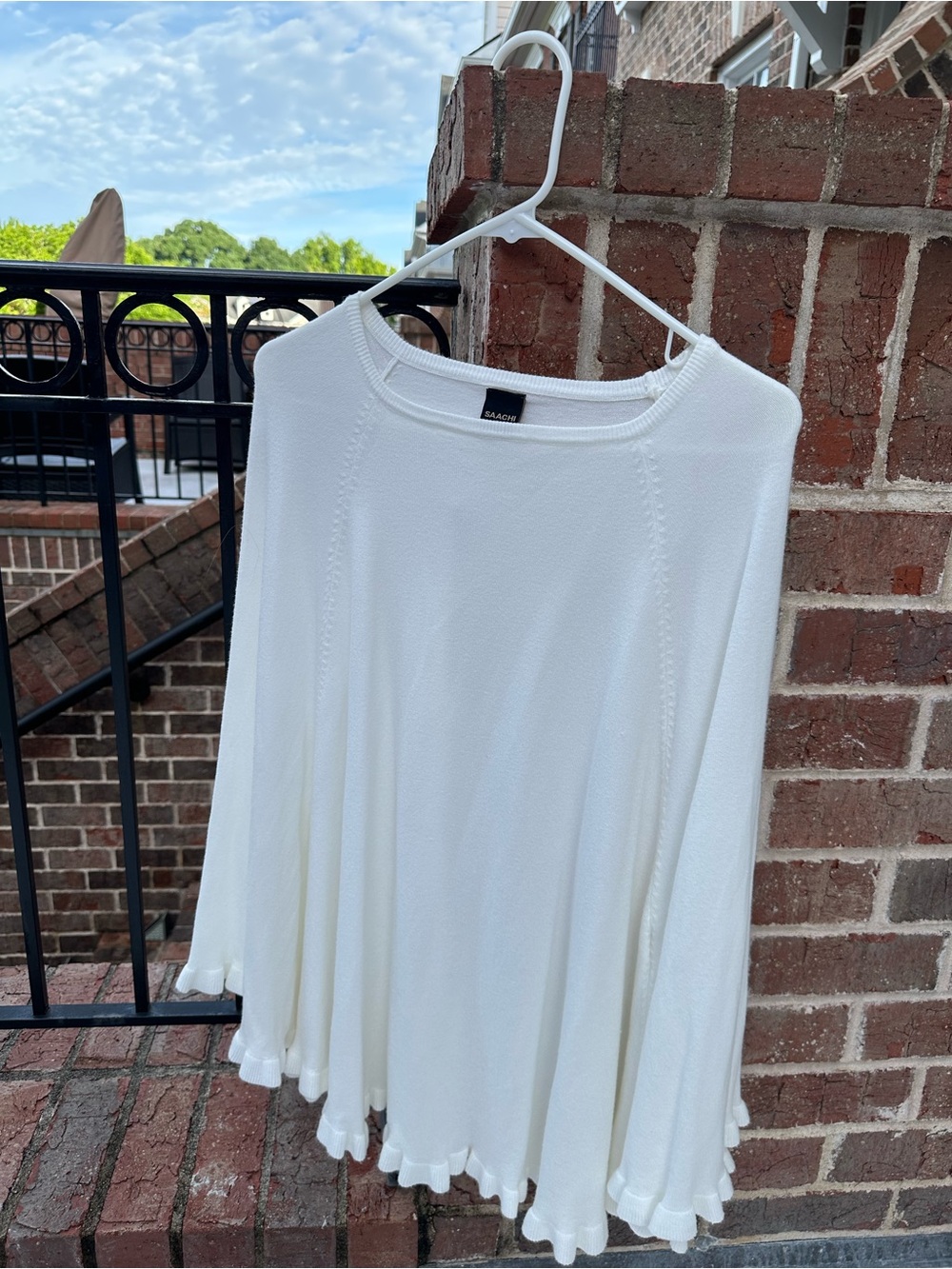 Sacha London White Ruffle-Hem Tunic Top